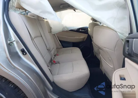 2016 Subaru Legacy 2.5I Premium z USA, uszkodzony, nr VIN 4S3BNAC60G3041043